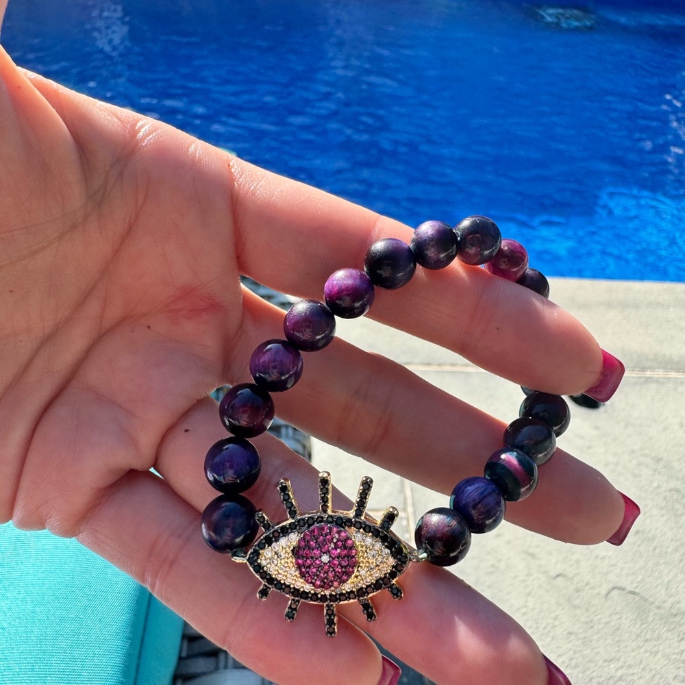 Purple Evil Eye Beaded Bracelet - Picture 3 of 4
